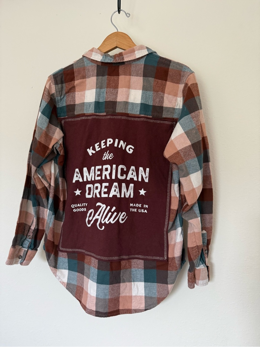 Universal Thread Plaid Button-Down Flannel with An American Dream Graphic